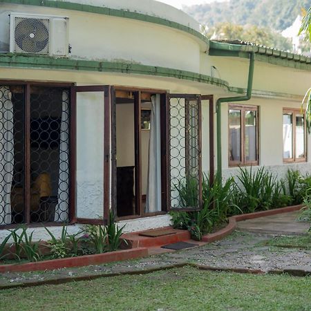 Kandy Boutique Villa By Fortuna Bungalows Dış mekan fotoğraf