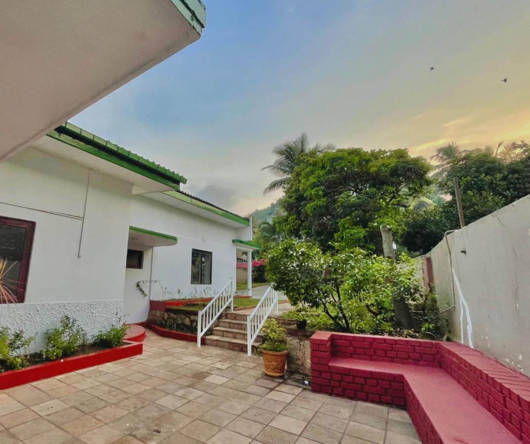 Kandy Boutique Villa By Fortuna Bungalows Dış mekan fotoğraf