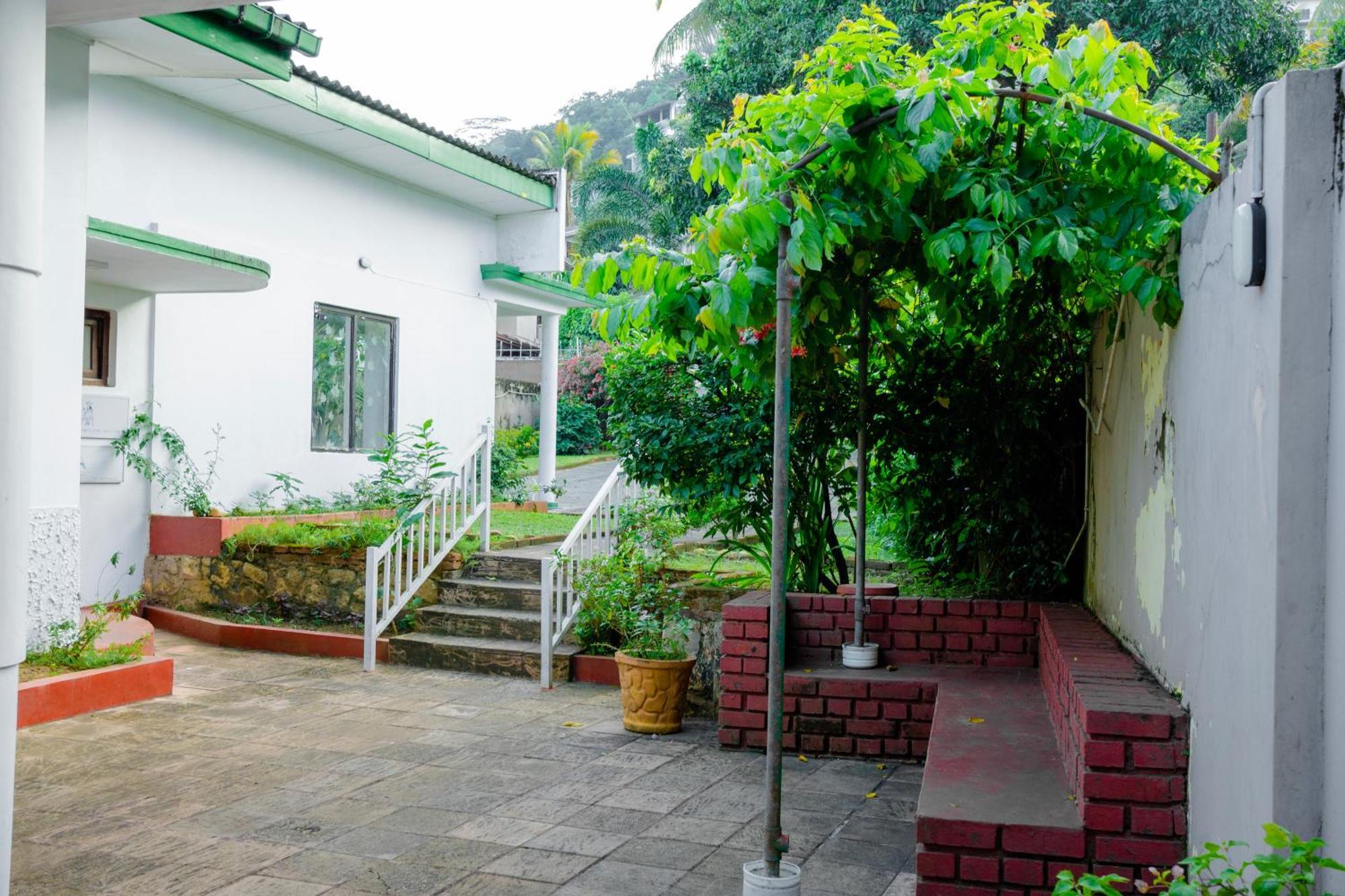 Kandy Boutique Villa By Fortuna Bungalows Dış mekan fotoğraf